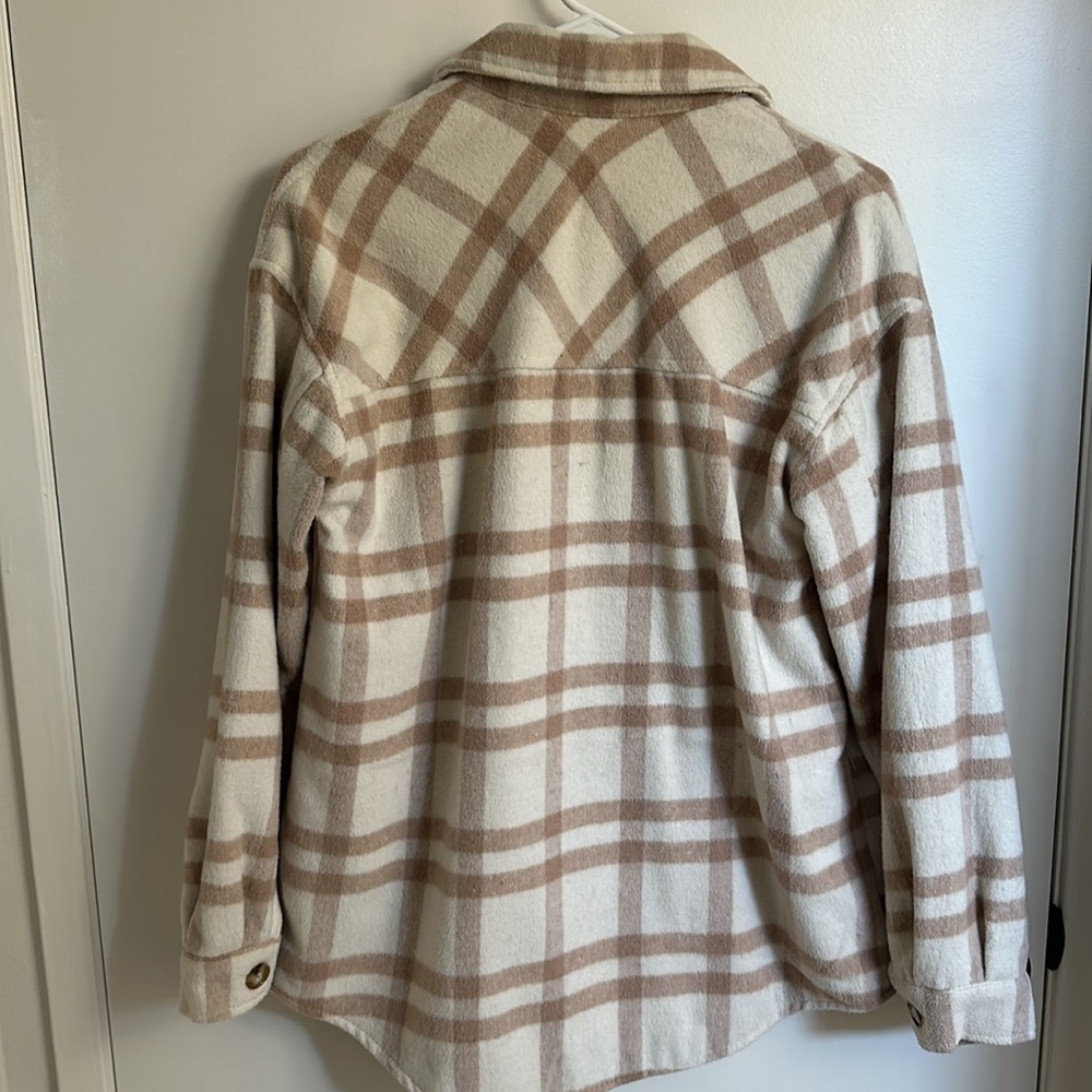 Thread & Supply Shacket - Picture 5 of 7